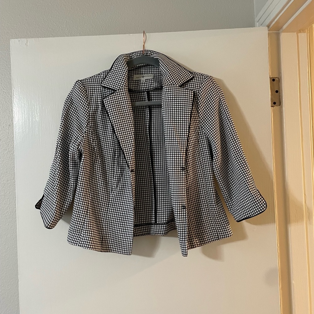 Women’s suit jacket